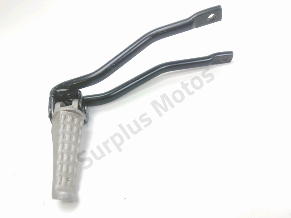 Platine et repose pieds arriere droit