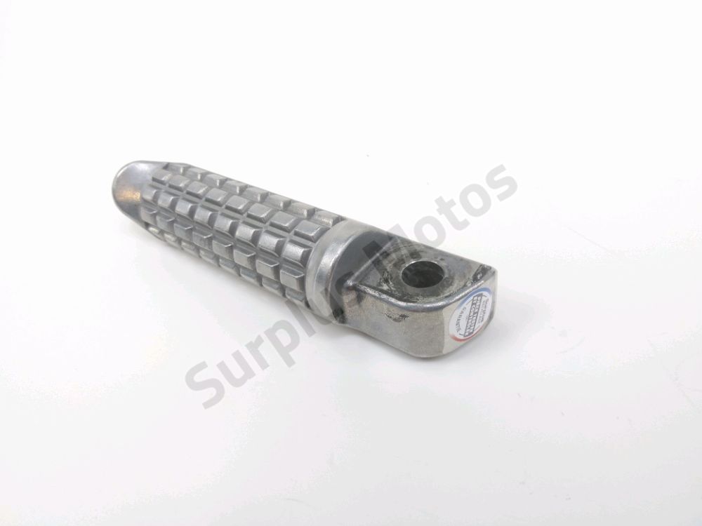 Repose pieds arriere gauche