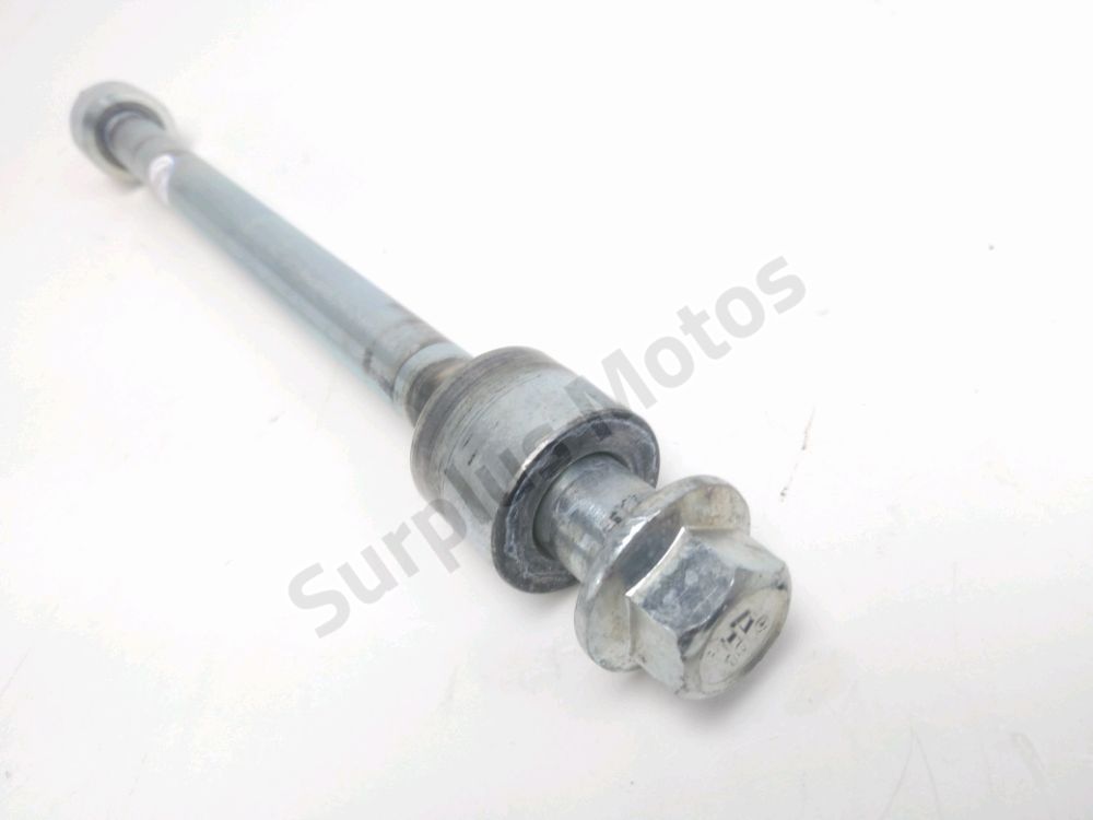 AXE DE ROUE ARRIERE