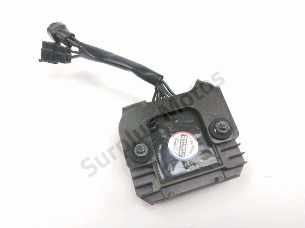 REGULATEUR DE TENSION