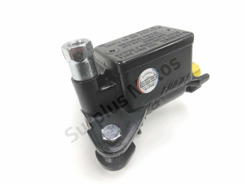 MAITRE CYLINDRE FREIN AV COMPLET