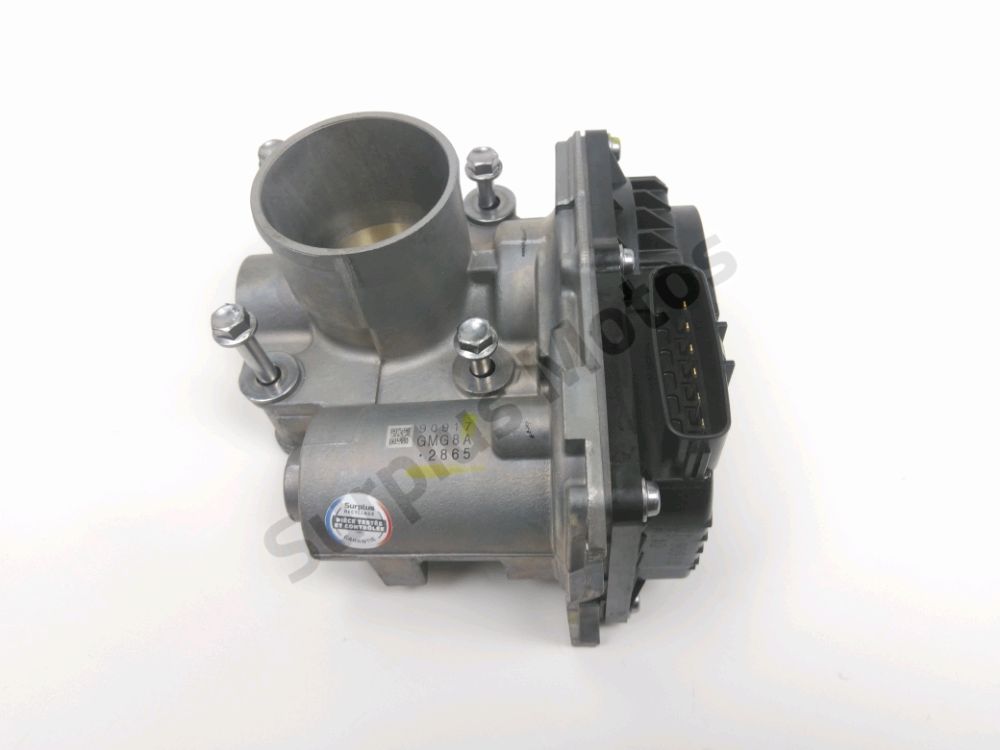 Corps d'injection droit