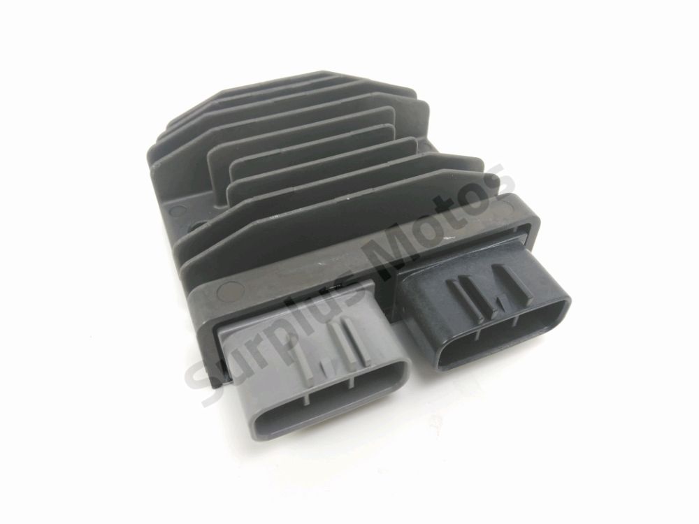 REGULATEUR DE TENSION