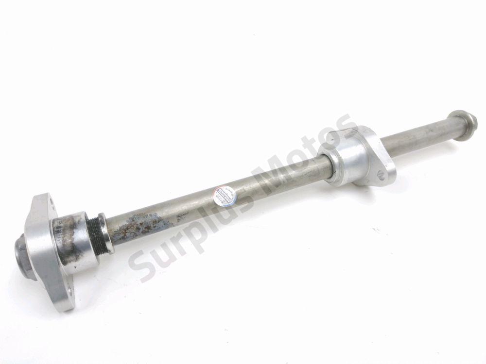 Axe de bras oscillant