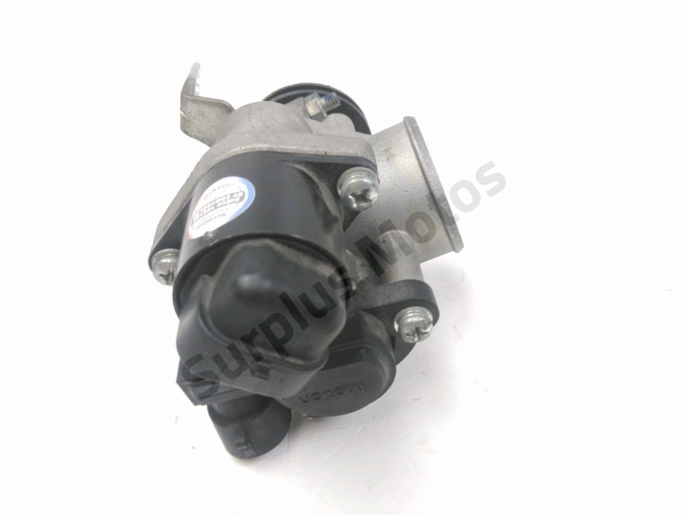 Corps d'injection droit