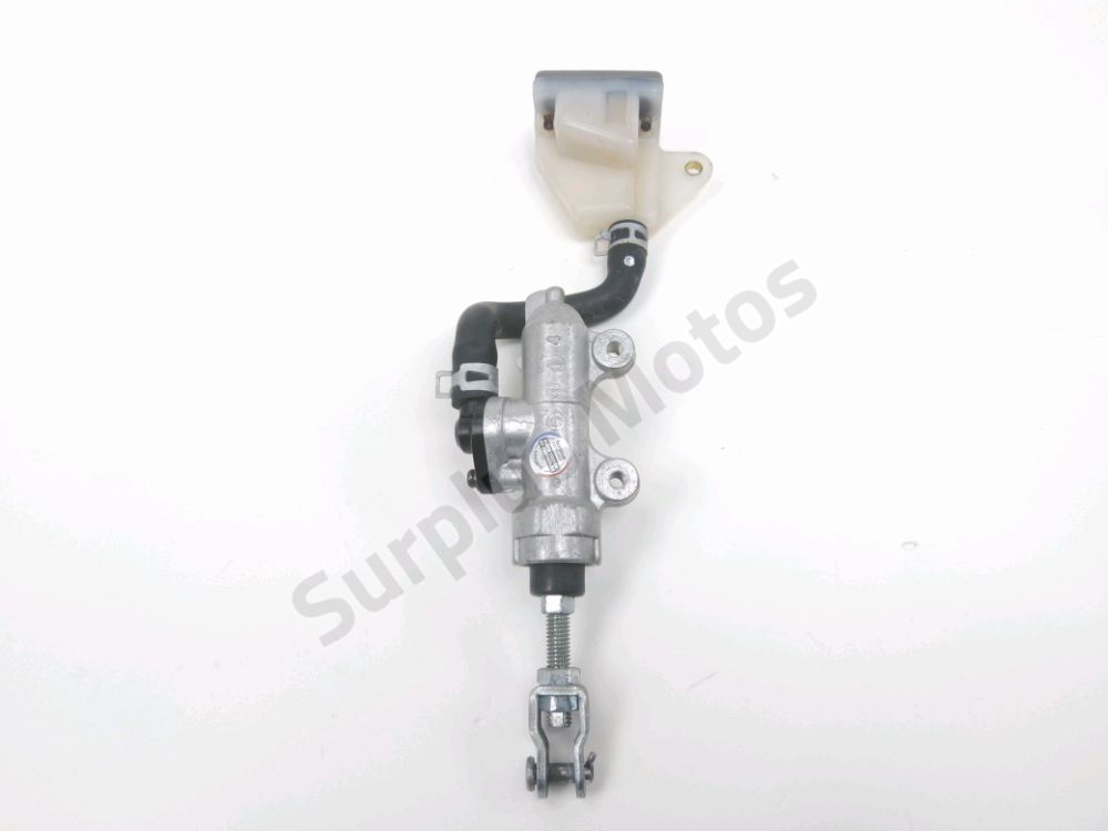 MAITRE CYLINDRE FREIN AR COMPLET