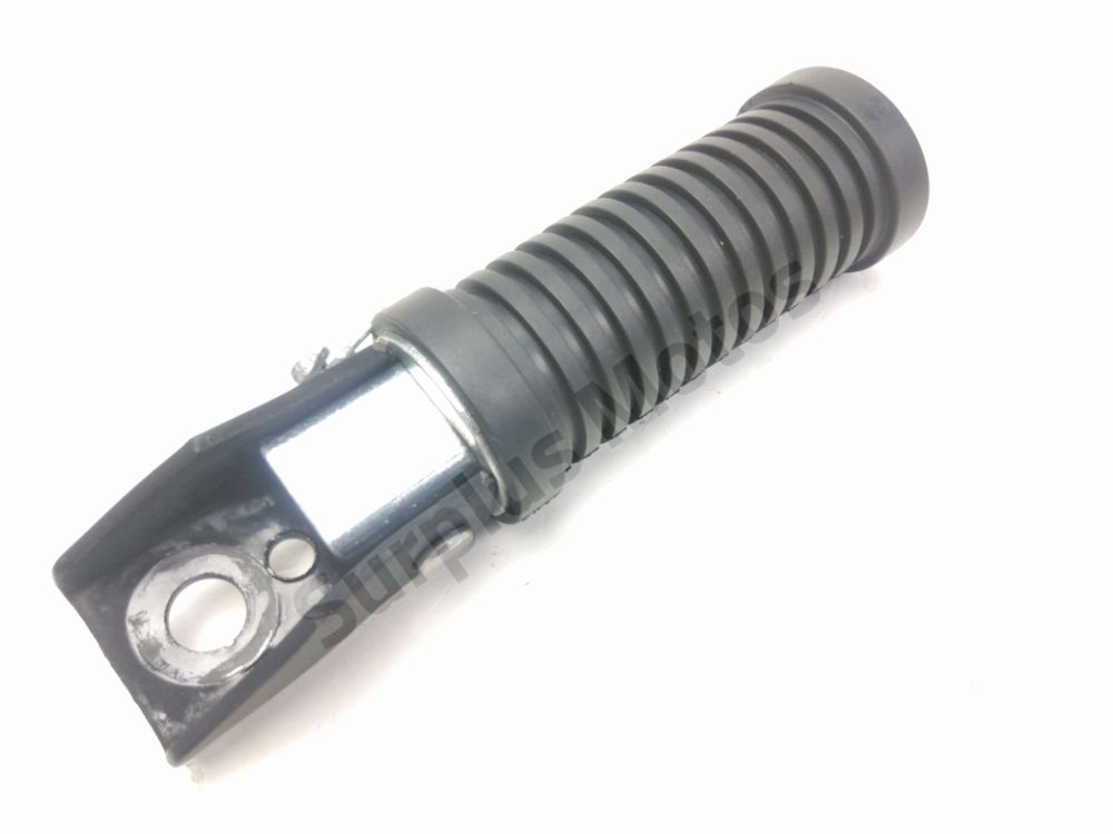 Repose pieds arriere droit