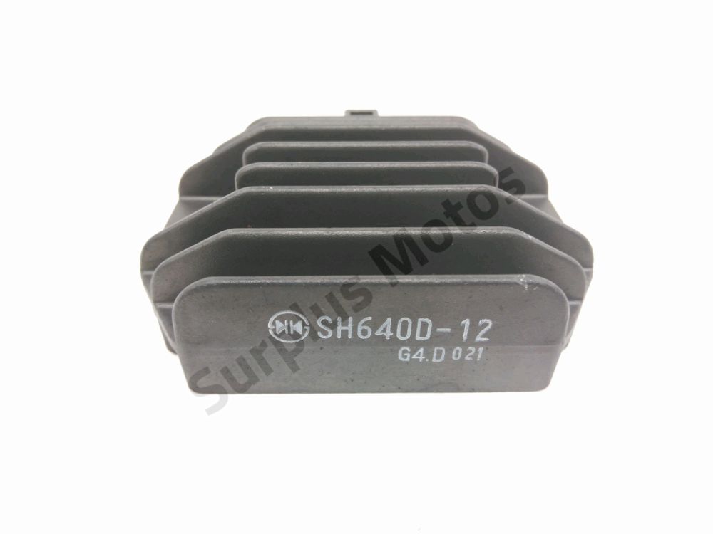 REGULATEUR DE TENSION