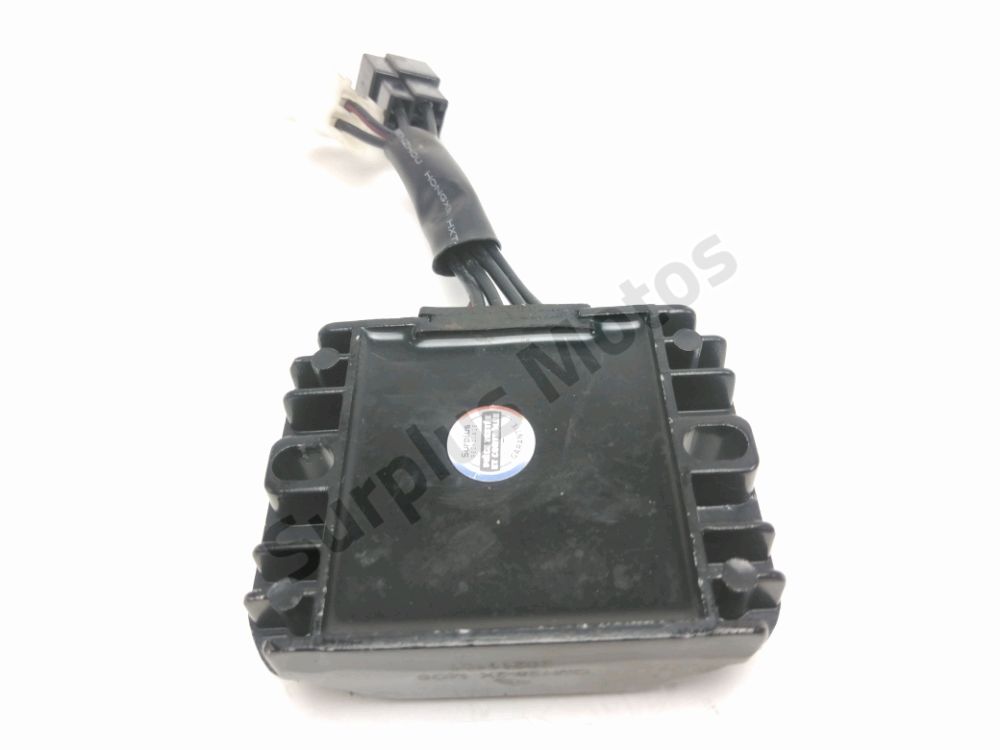 REGULATEUR DE TENSION