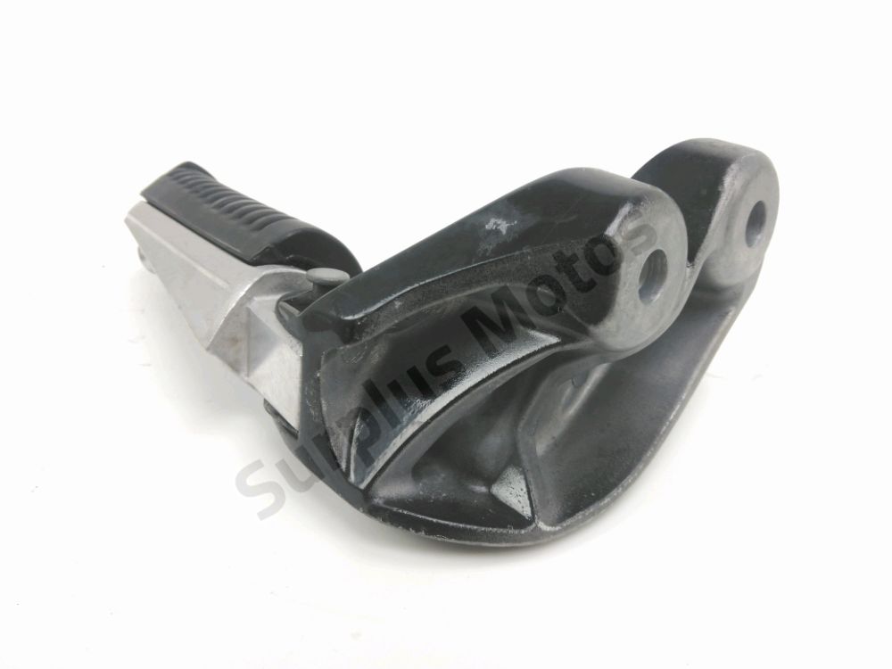 PLATINE ET REPOSE PIEDS ARRIERE DROIT