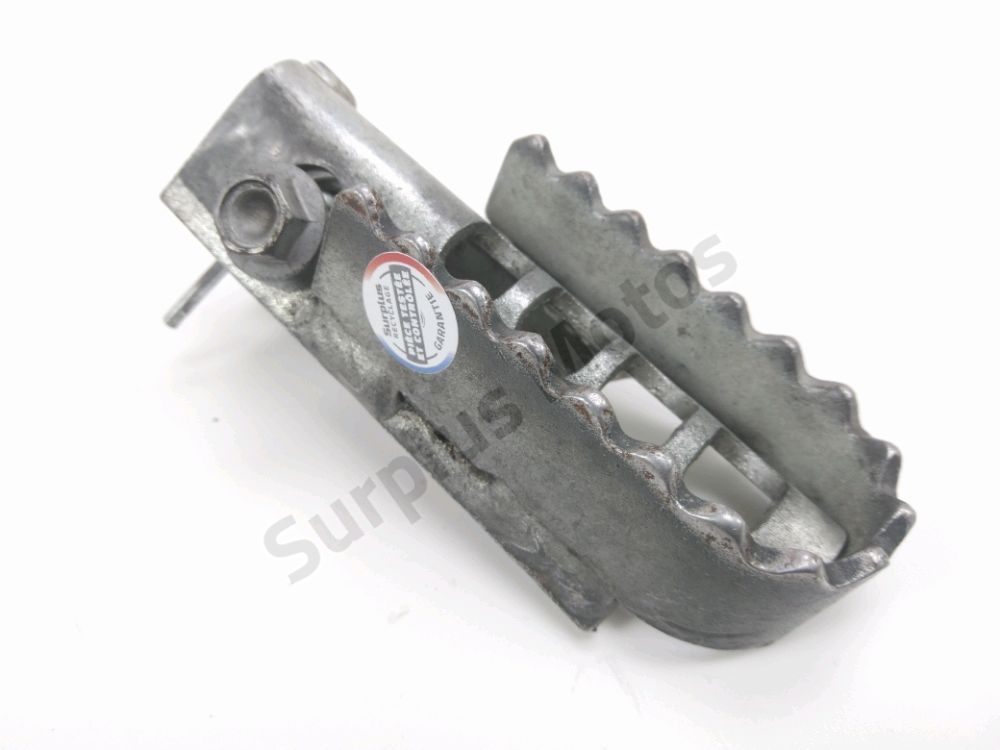 REPOSE PIEDS AVANT GAUCHE