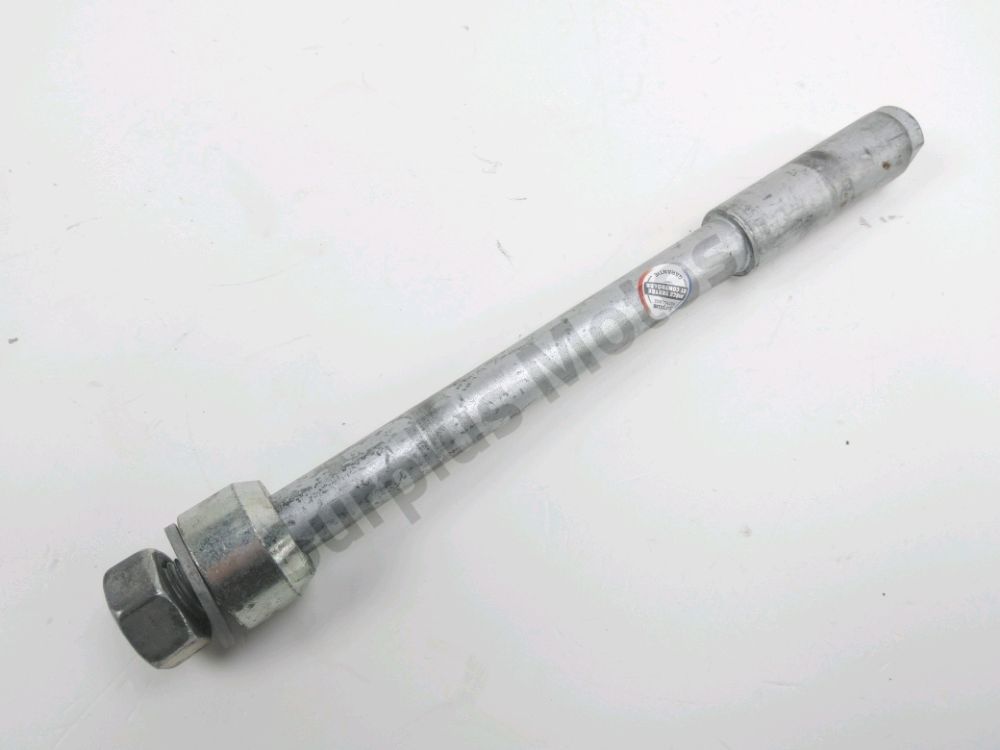 AXE DE ROUE AVANT
