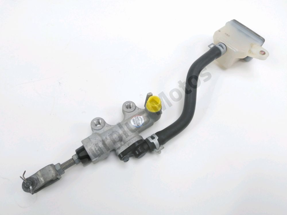 MAITRE CYLINDRE FREIN AR COMPLET