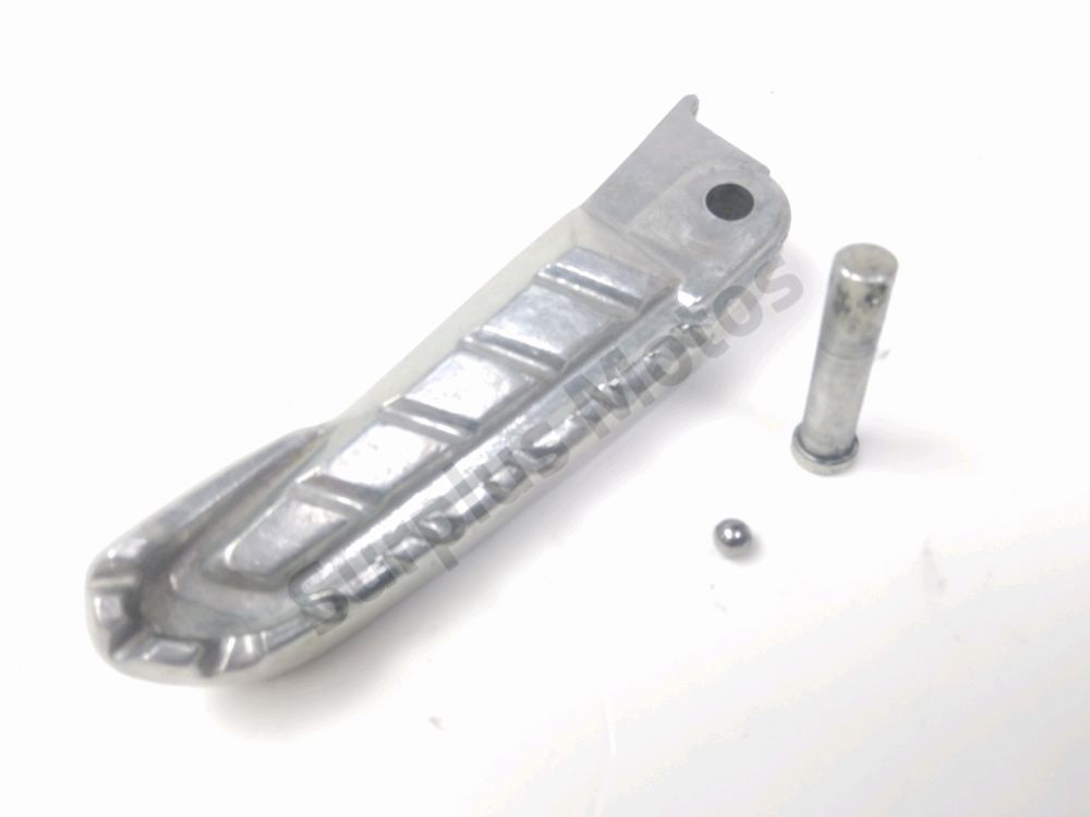 Repose pieds arriere gauche