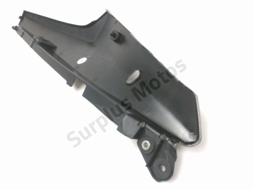 CARENAGE ARRIERE DROIT