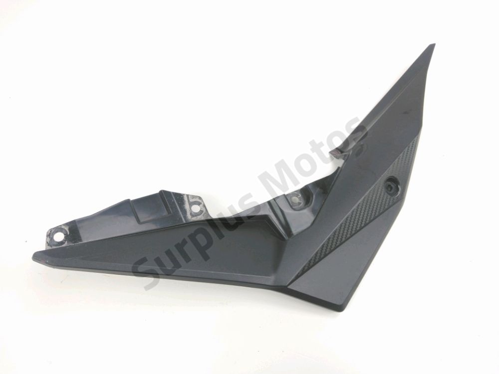 CACHE LATERAL GAUCHE