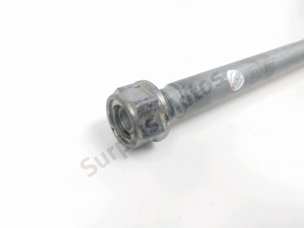 AXE DE ROUE ARRIERE