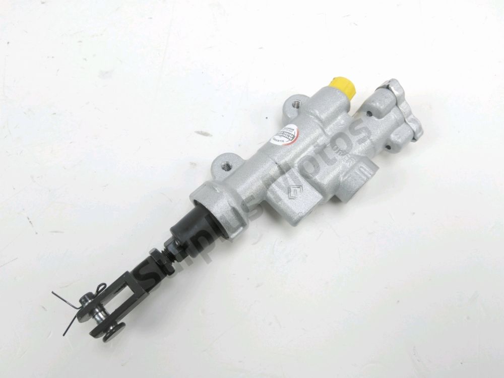 Maitre cylindre frein ar complet