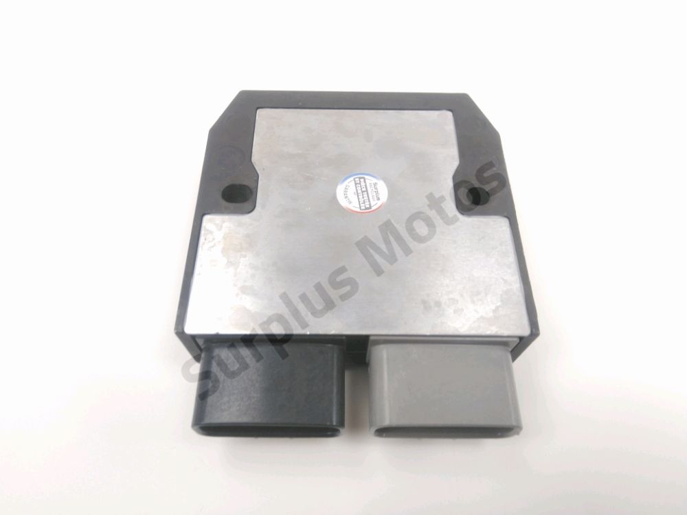 REGULATEUR DE TENSION