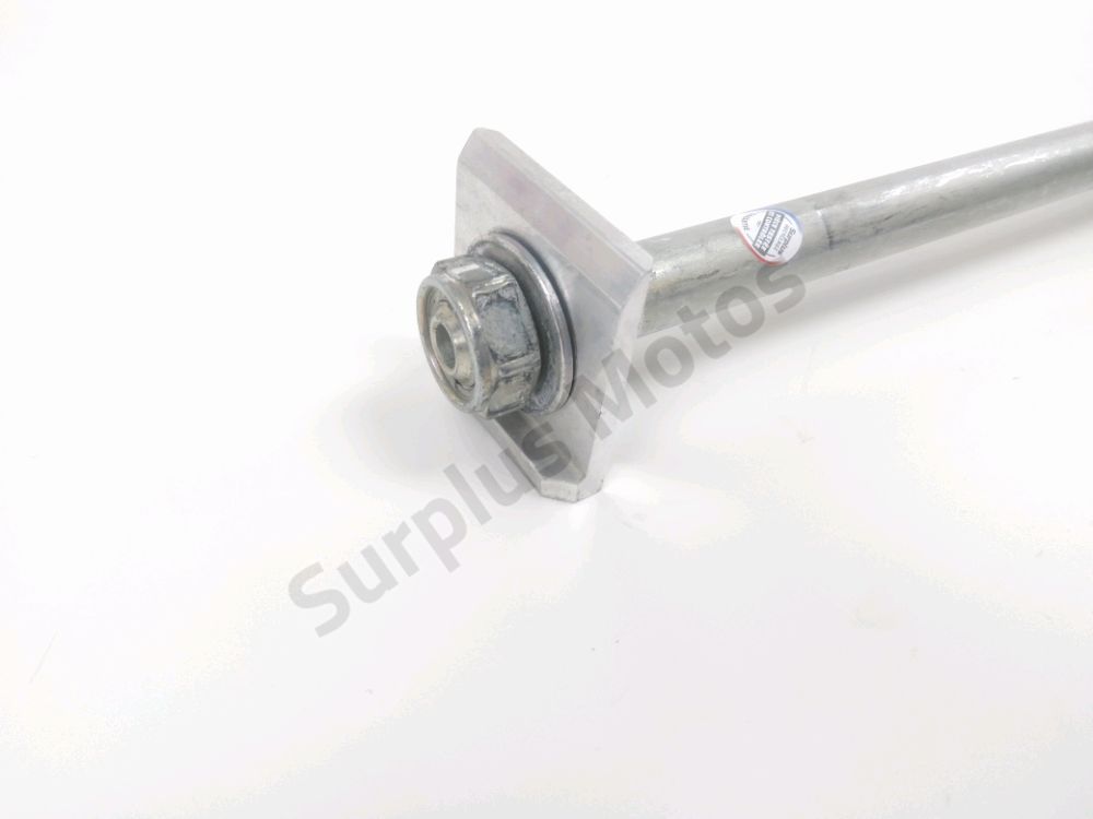 AXE DE ROUE ARRIERE