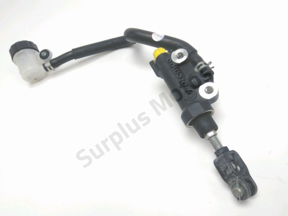 Maitre cylindre frein ar complet