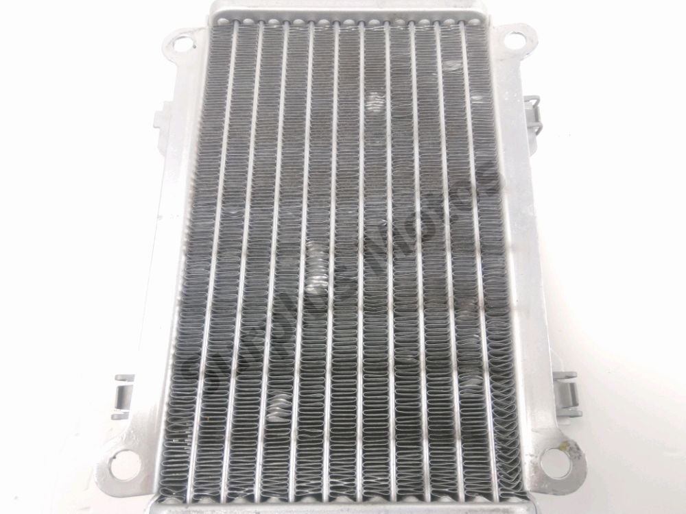 RADIATEUR EAU GAUCHE