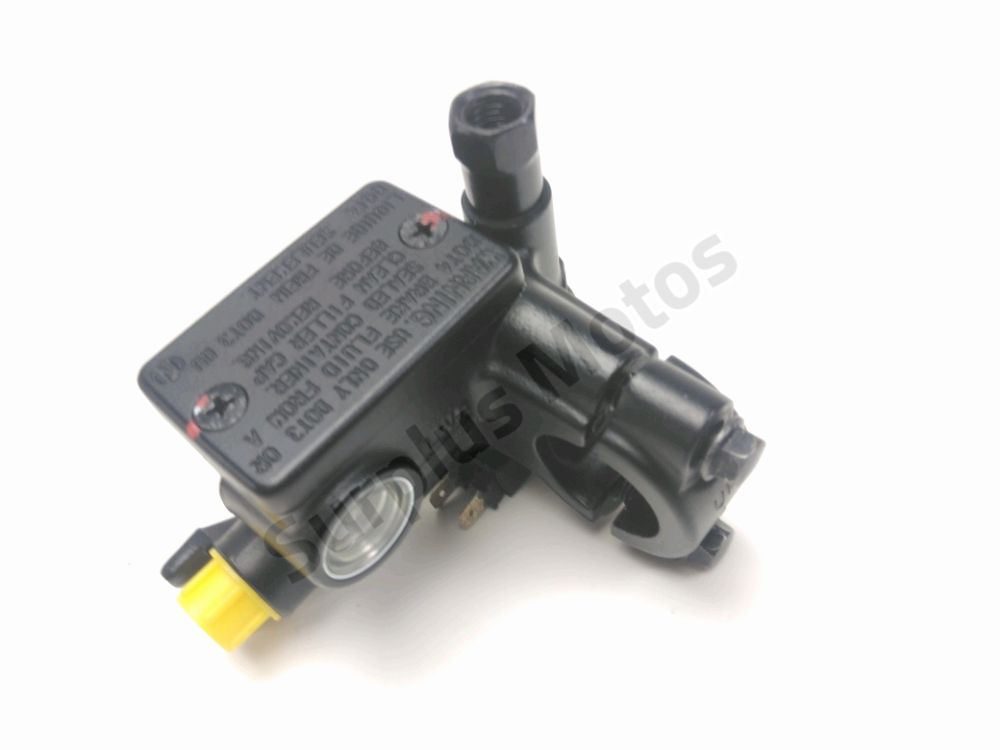 Maitre cylindre frein av complet