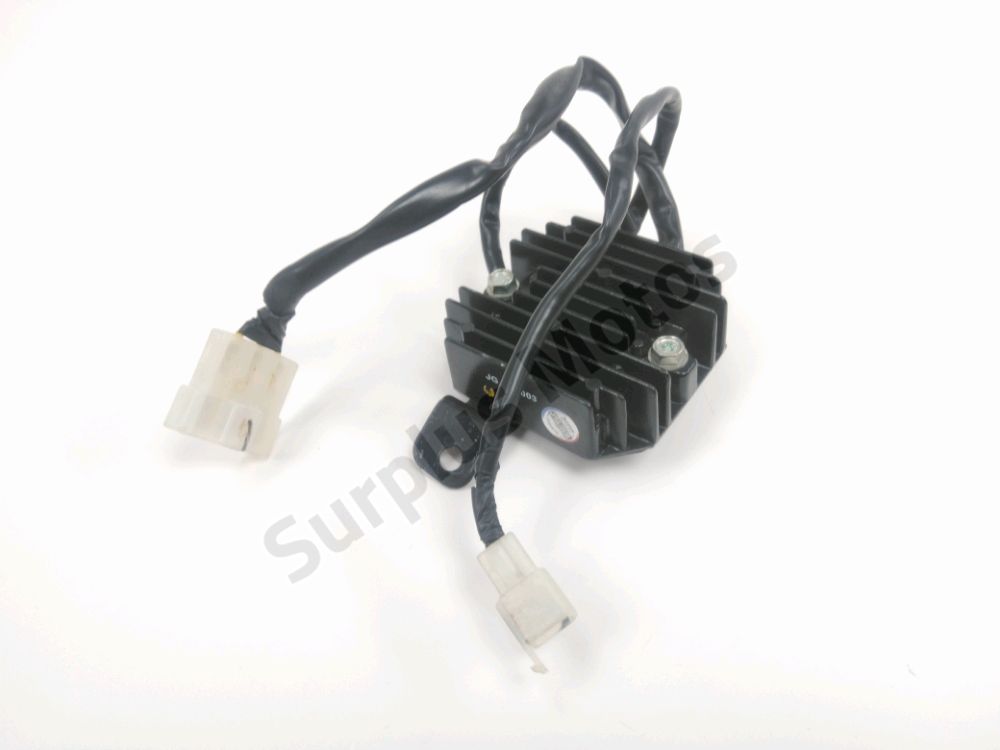 REGULATEUR DE TENSION