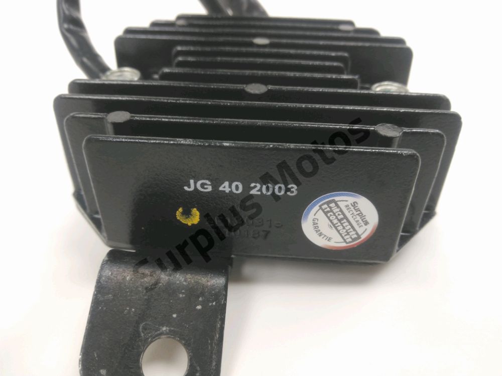 REGULATEUR DE TENSION