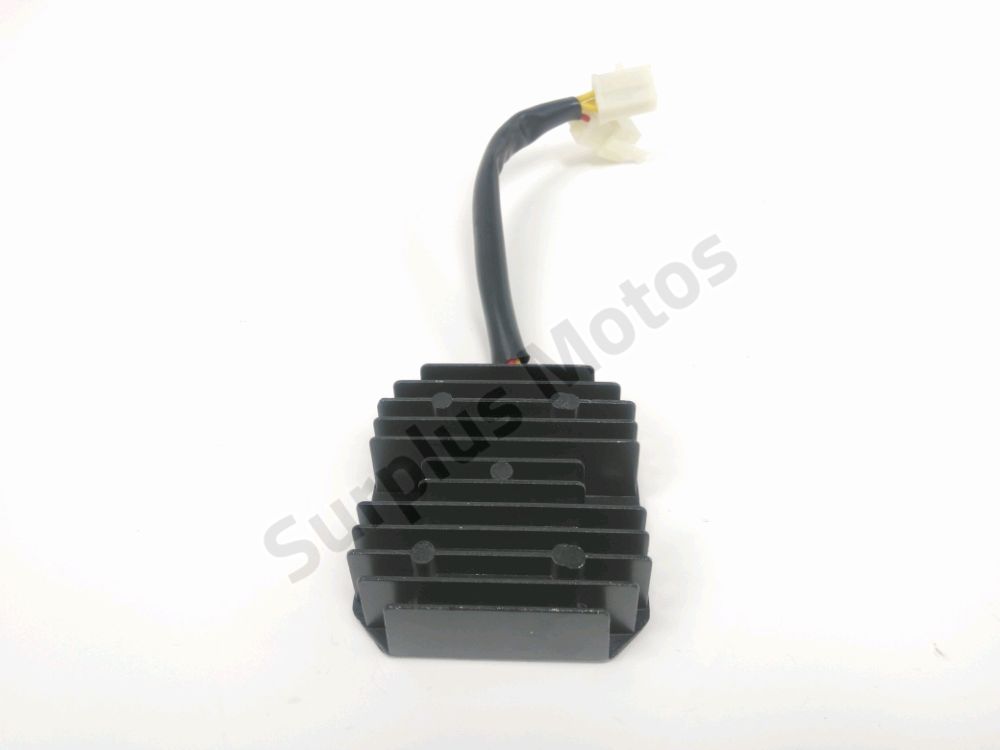 REGULATEUR DE TENSION