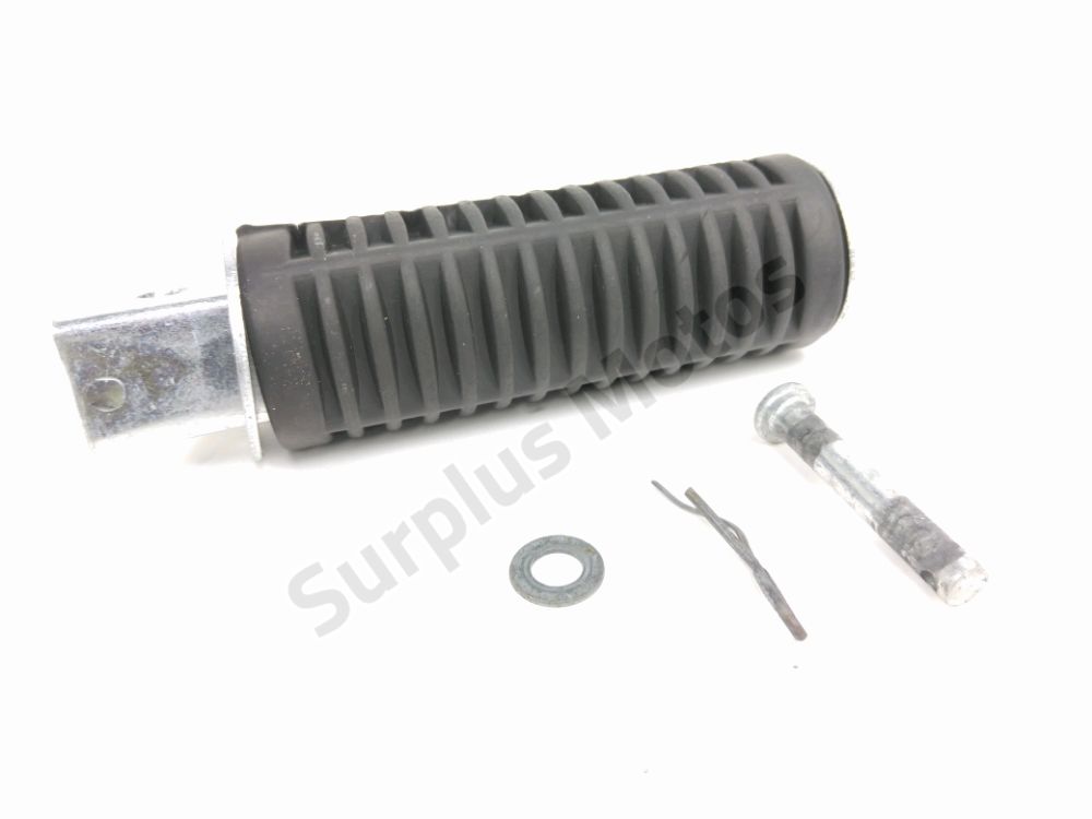 Repose pieds arriere gauche