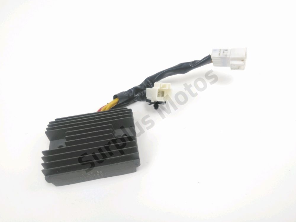 REGULATEUR DE TENSION