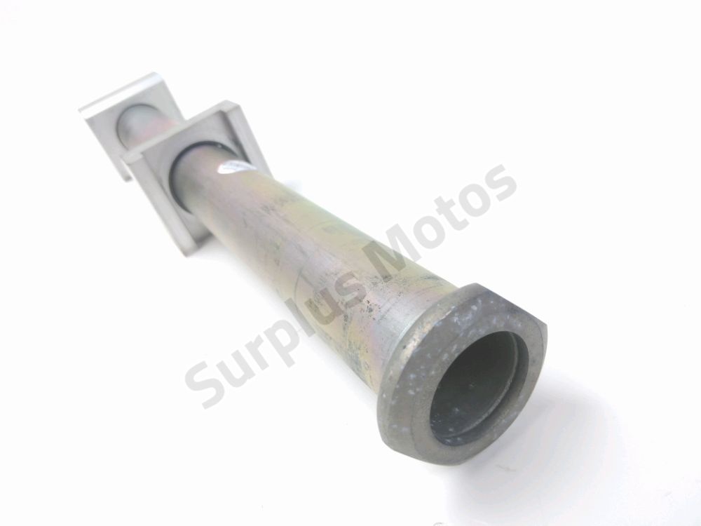 AXE DE ROUE ARRIERE
