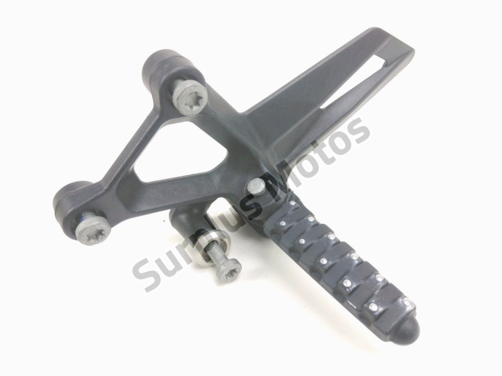 Platine avant gauche complete