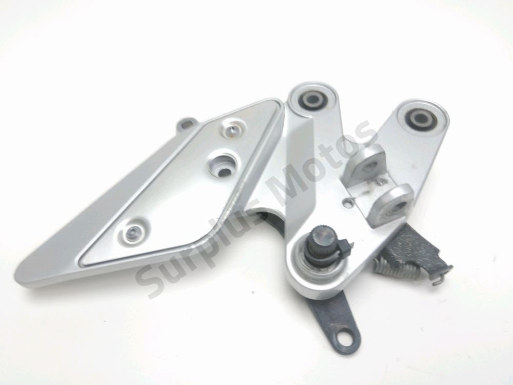 Platine avant gauche