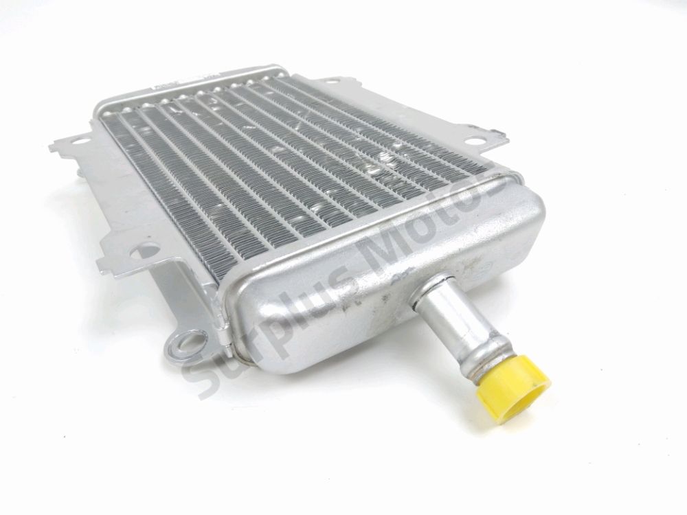 RADIATEUR EAU DROIT