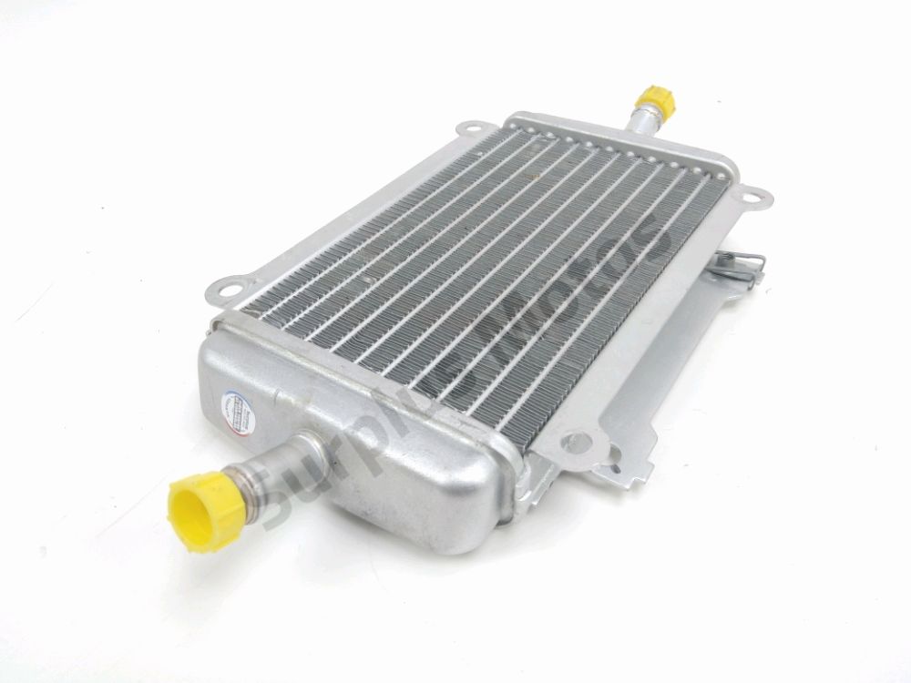 RADIATEUR EAU GAUCHE