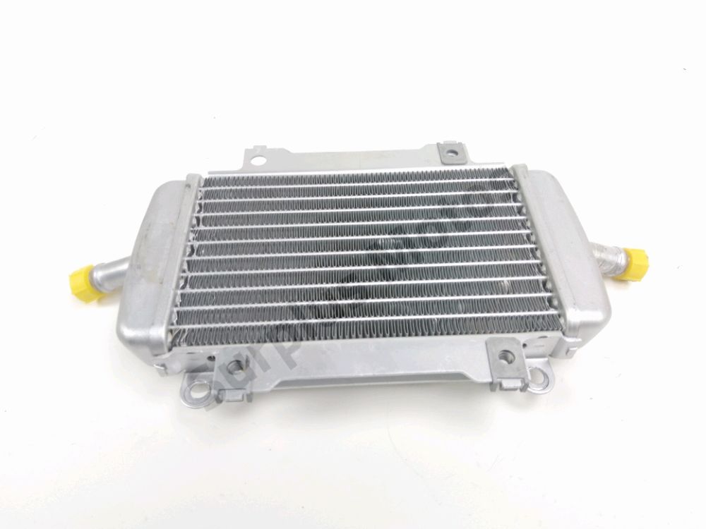 RADIATEUR EAU GAUCHE