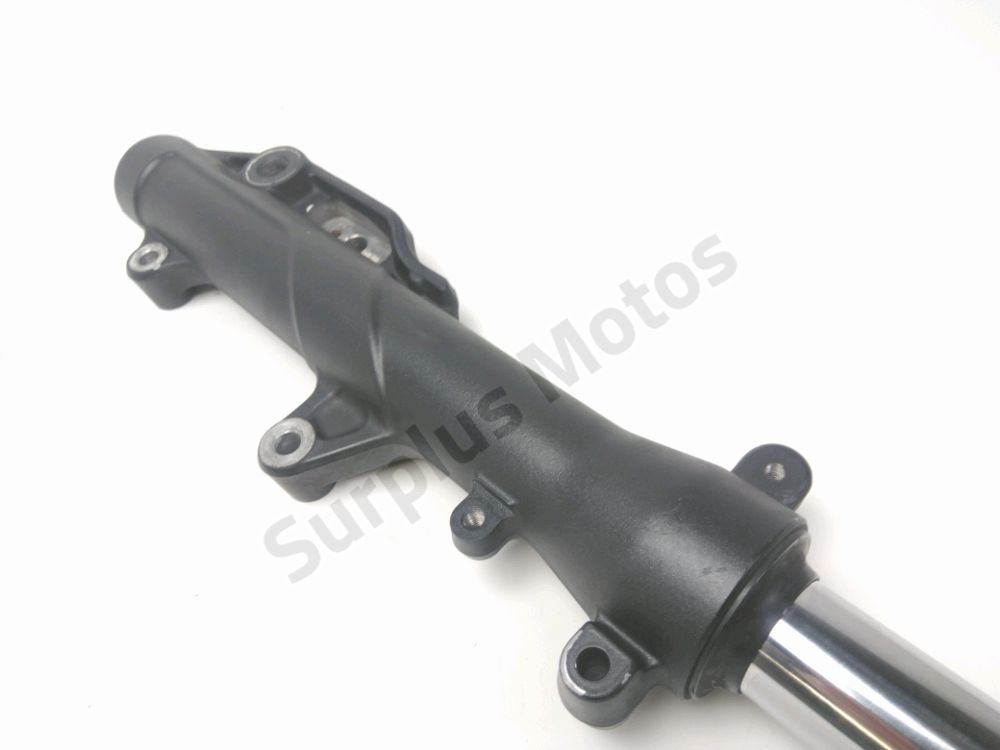 TUBE DE FOURCHE GAUCHE