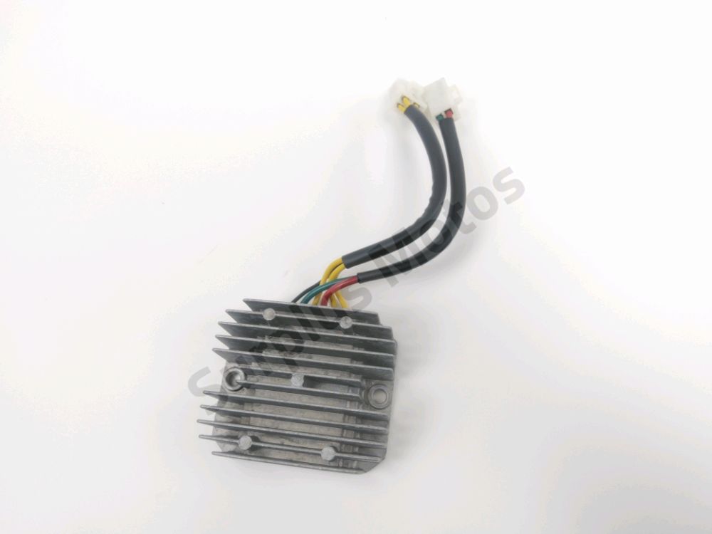 REGULATEUR DE TENSION