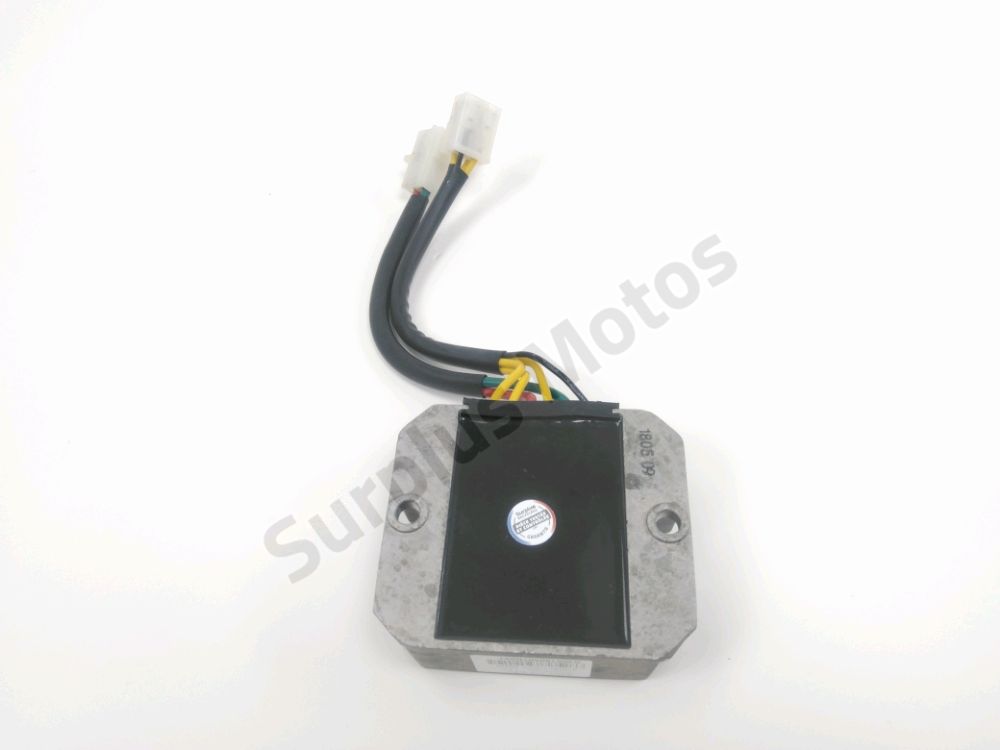 REGULATEUR DE TENSION