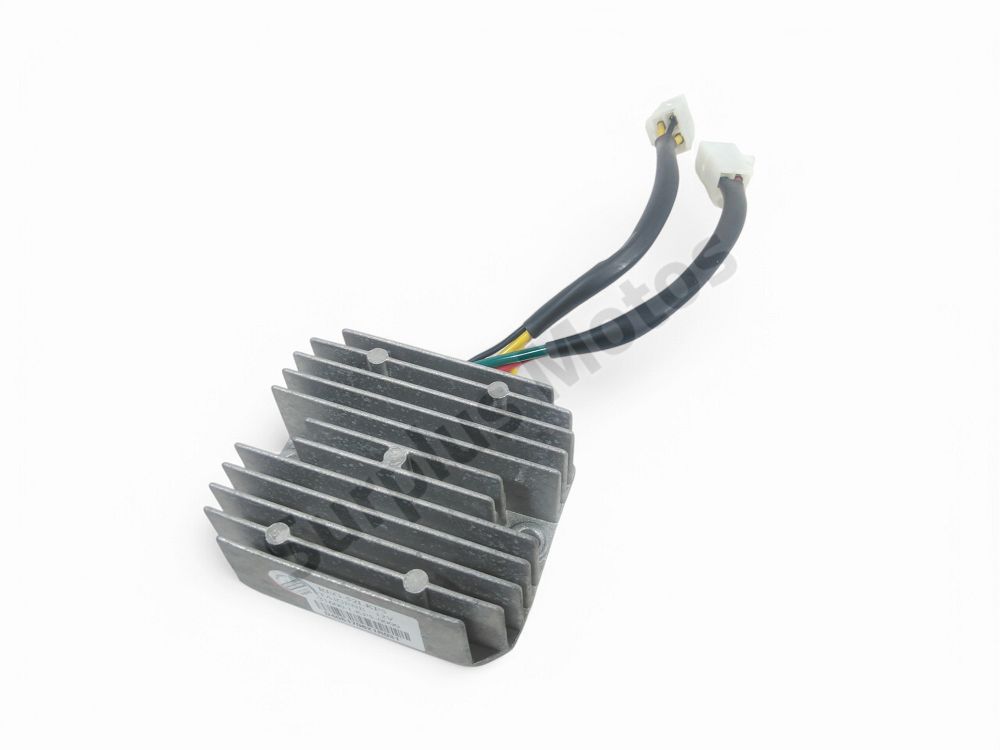 REGULATEUR DE TENSION