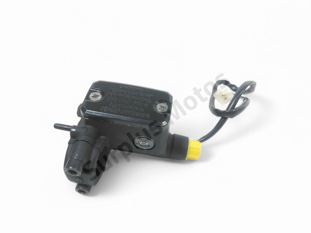 MAITRE CYLINDRE FREIN AR COMPLET