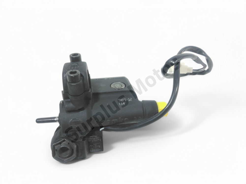 MAITRE CYLINDRE FREIN AR COMPLET