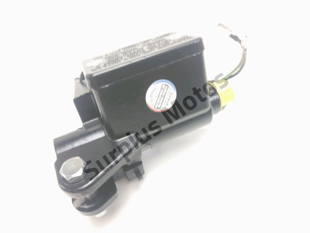 MAITRE CYLINDRE FREIN AV COMPLET