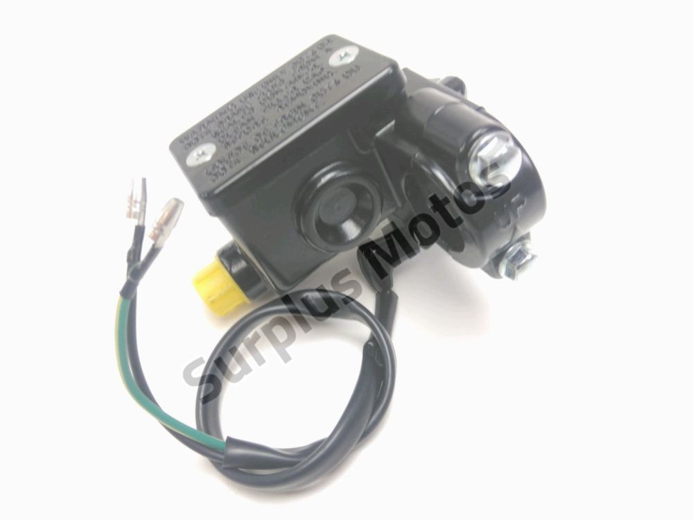 MAITRE CYLINDRE FREIN AV COMPLET