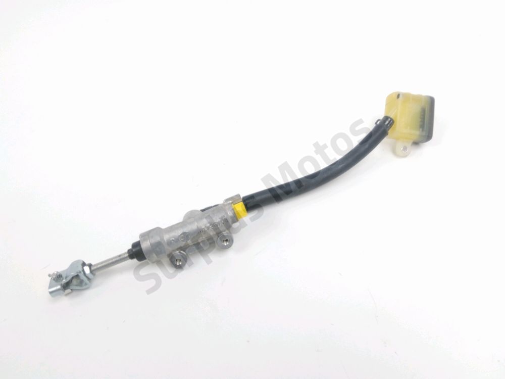 MAITRE CYLINDRE FREIN AR COMPLET