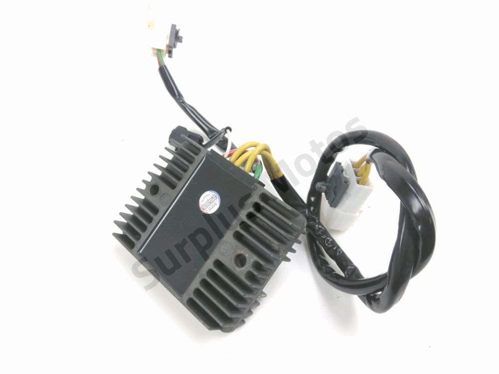 REGULATEUR DE TENSION