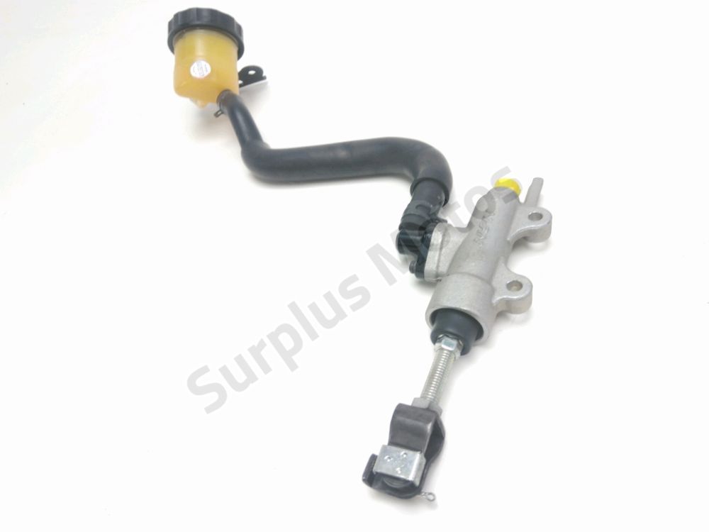 MAITRE CYLINDRE FREIN AR COMPLET