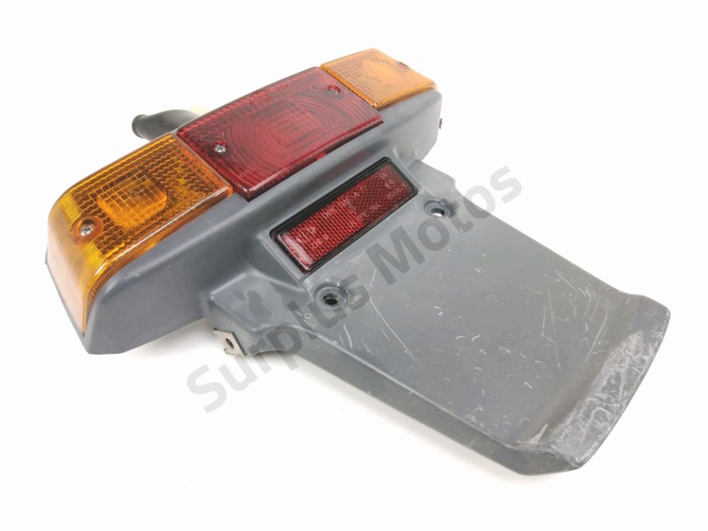 Support de plaque et eclairage